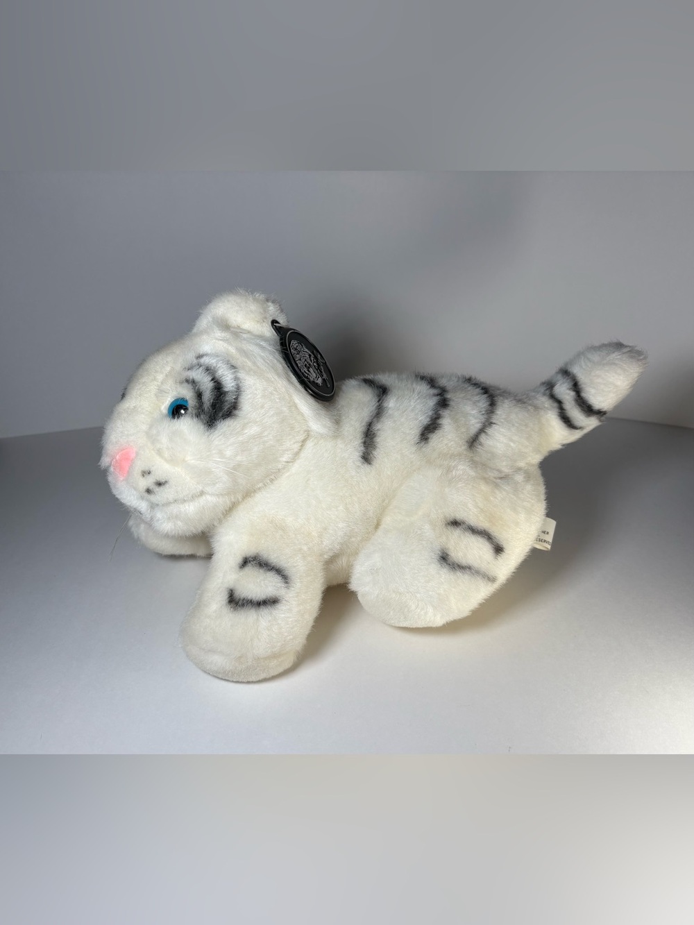Vintage Siegfried & Roy Mirage Las Vegas White Tiger Plush Medallion Tag 8"